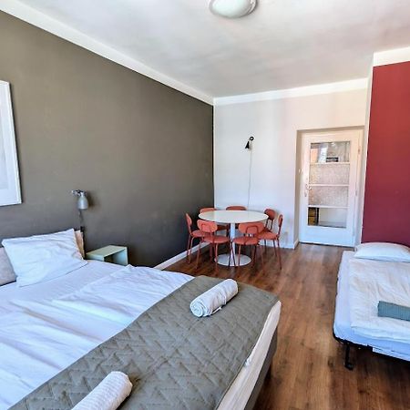 Апартаменты Flat In Zizkov -502- Прага Экстерьер фото