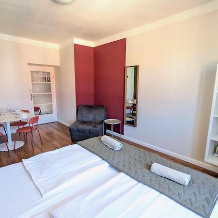 Апартаменты Flat In Zizkov -502- Прага Экстерьер фото